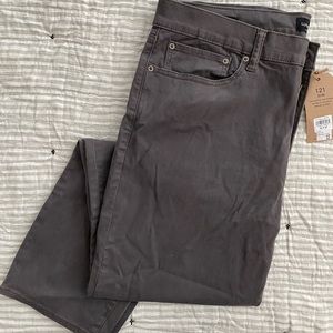 NWT- Lucky Brand Straight Fit Pants